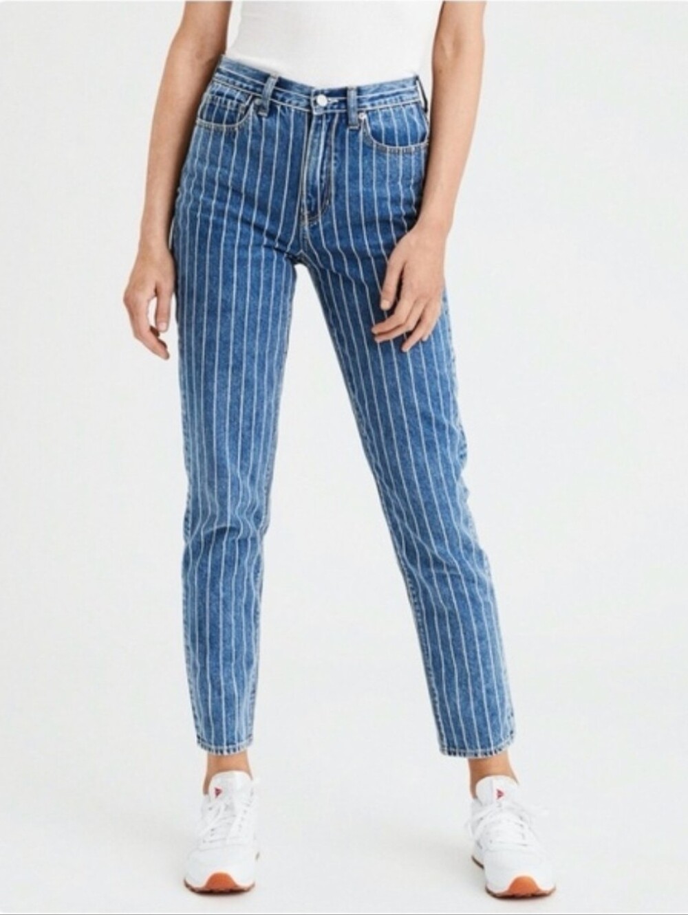 ❤ AMERICAN EAGLE STRIPED HIGH RISE MOM JEANS, 8 (29)